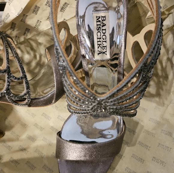 Badgley Mischka Rhinestone Butterfly Steletto high heels 7.5 new - Picture 5 of 16